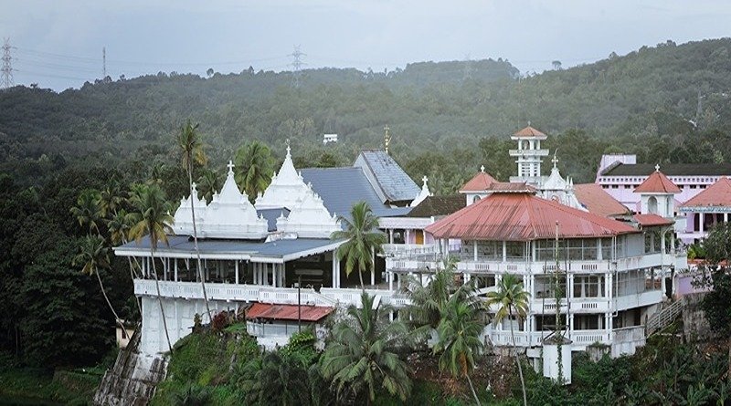 പിറവം പള്ളിയിൽ വി.ദനഹാ പെരുന്നാൾ